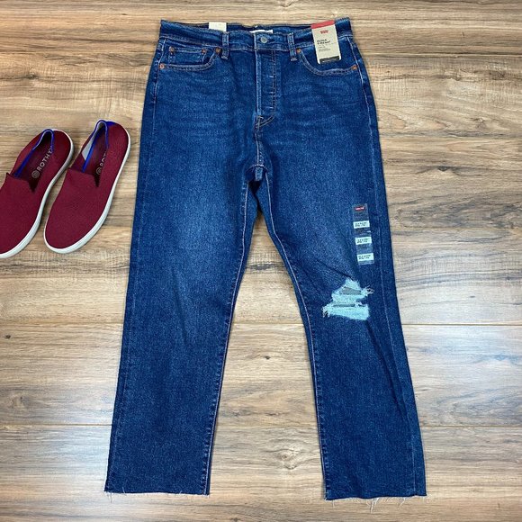 NWT Levi's® Women's High-Rise Wedgie Straight Jeans 32x28 - Picture 1 of 12